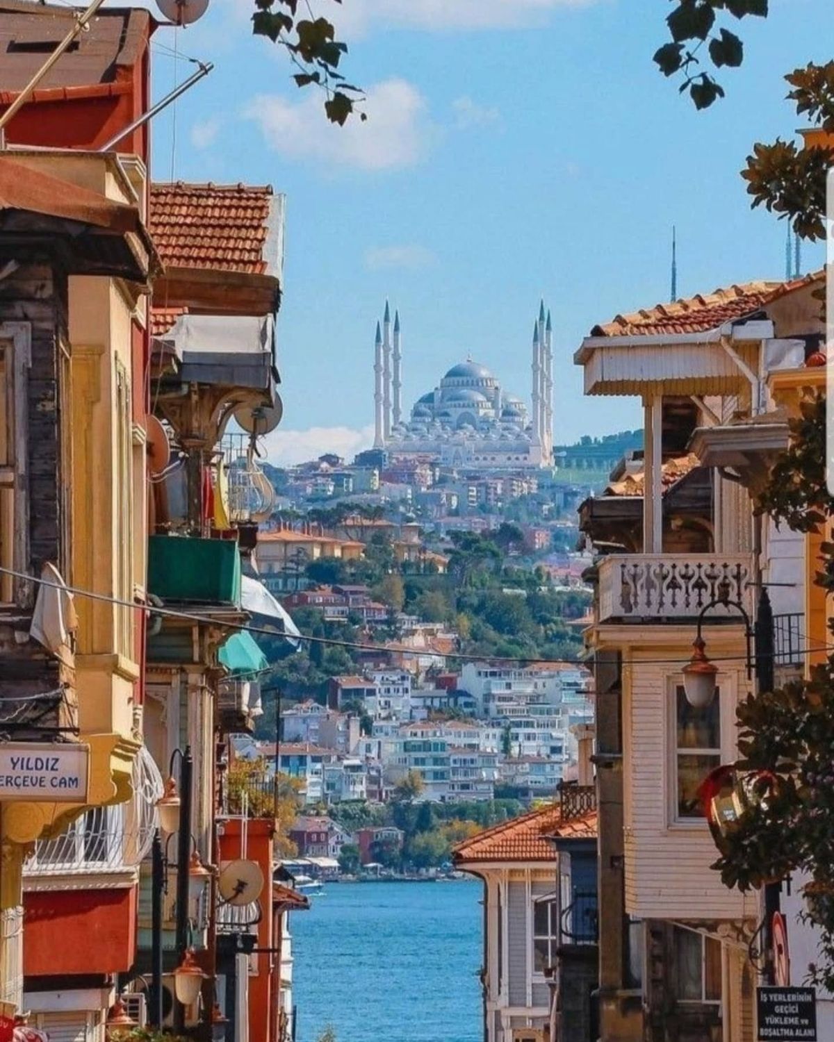 Aroya Cruises & VİZESİZ Egenin İncileri-İskenderiye 2026 Çeşitli Tarihler